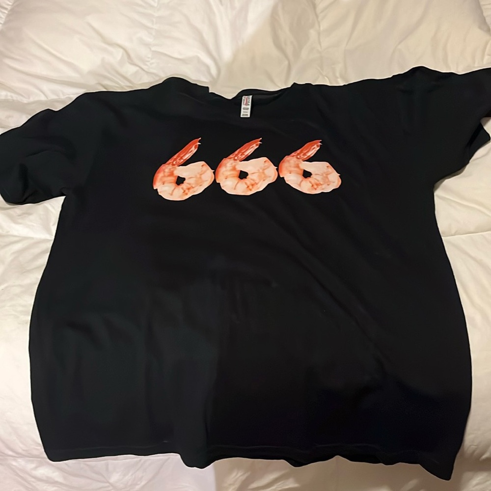 @methsynicate triple shrimp shirt XL